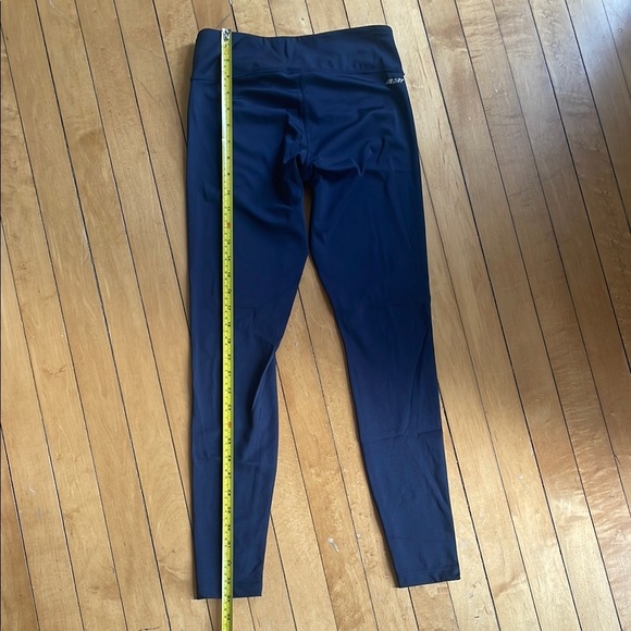 New Balance Navy Leggings - Picture 4 of 7